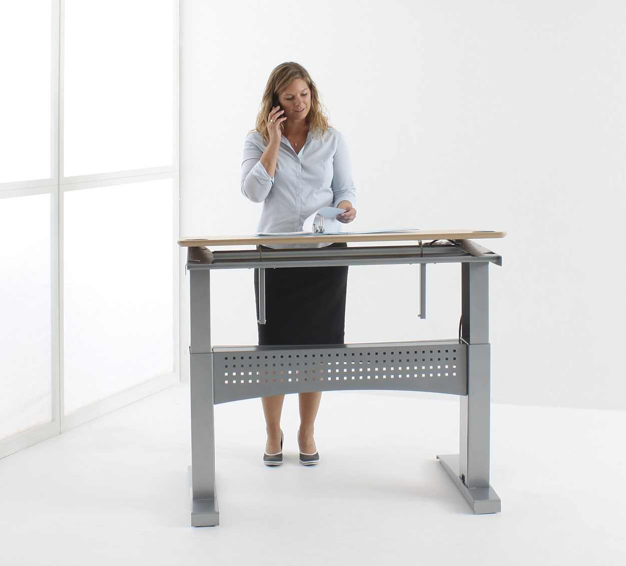 Table à dessin bureau réglable en hauteur avec plateau inclinable